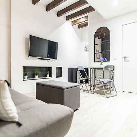 Cozy And Modern Apartment For 4 In Madryt Zewnętrze zdjęcie
