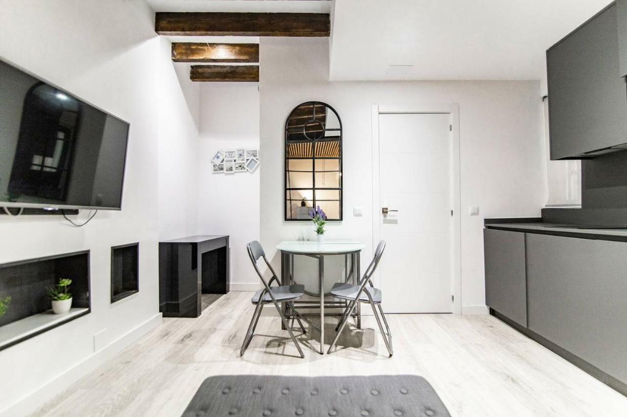 Cozy And Modern Apartment For 4 In Madryt Zewnętrze zdjęcie