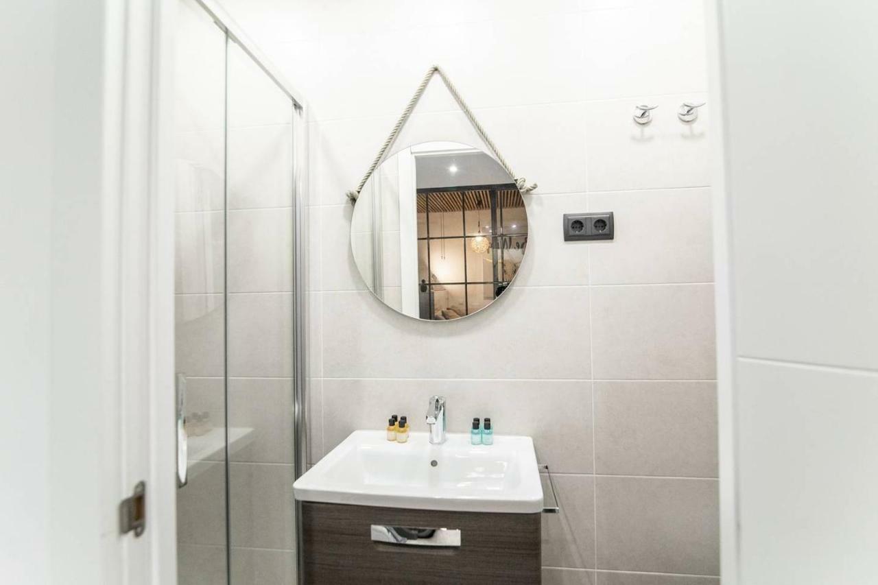 Cozy And Modern Apartment For 4 In Madryt Zewnętrze zdjęcie