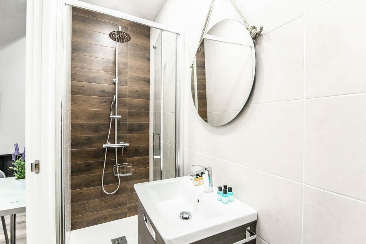 Cozy And Modern Apartment For 4 In Madryt Zewnętrze zdjęcie